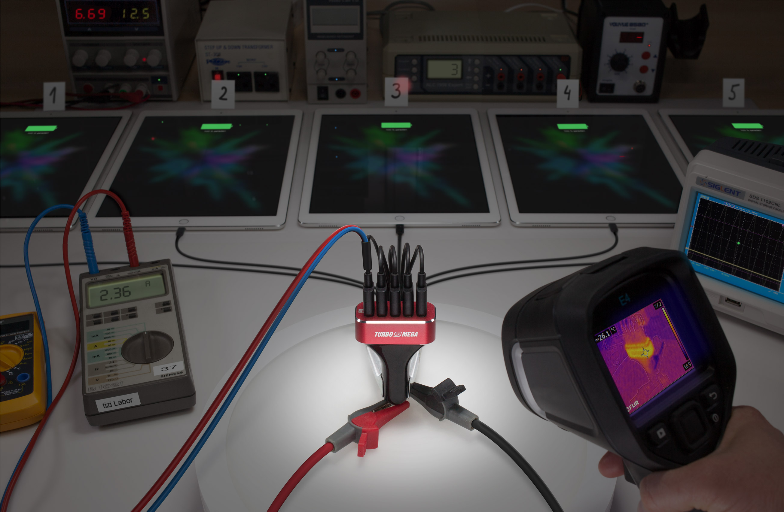 5-iPads-im-Labor